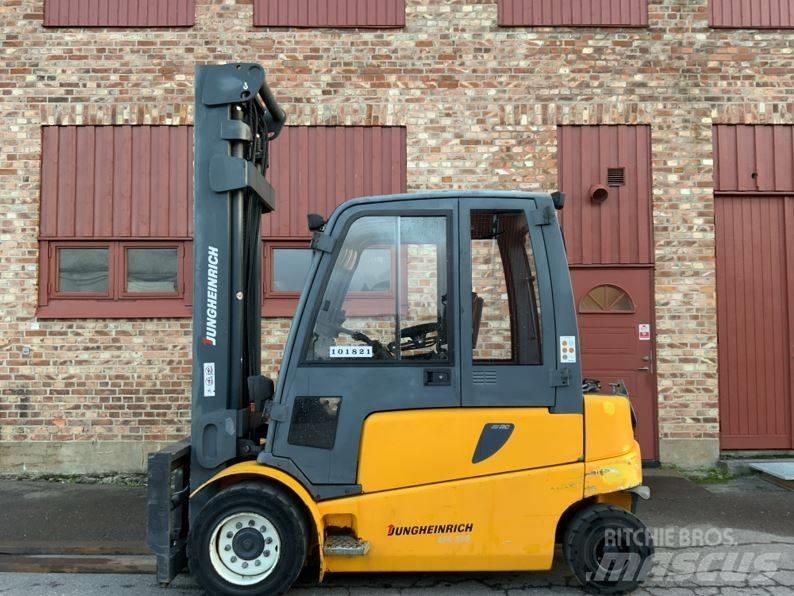Jungheinrich EFG 550 Sähkötrukit