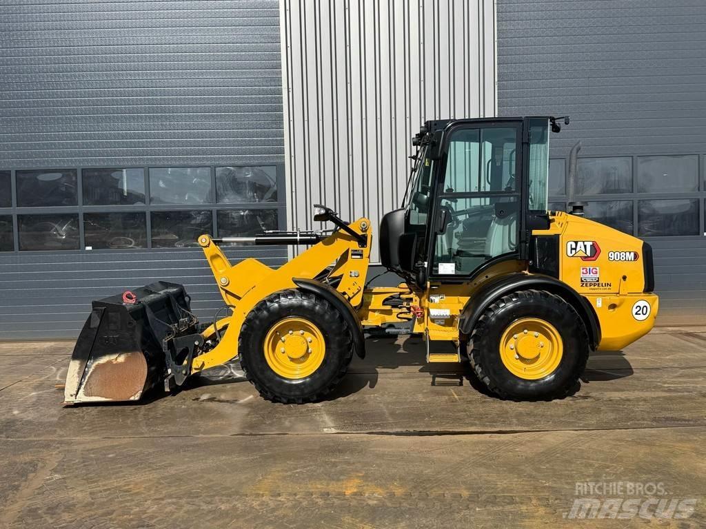 CAT 908M Pyöräkuormaajat