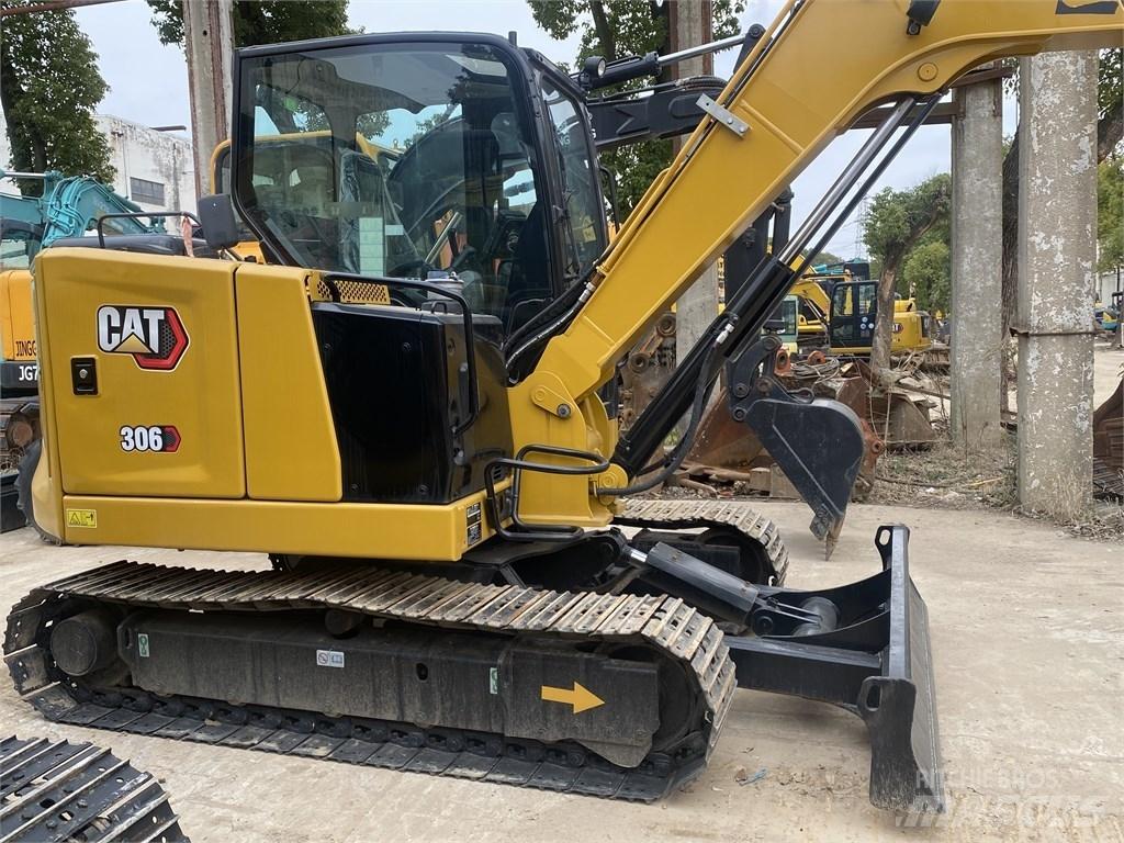 CAT 306 Telakaivukoneet