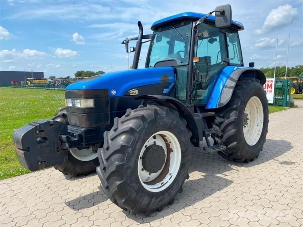 New Holland TM 155 Traktorit