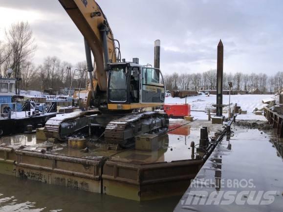 Liebherr R 956 LC Telakaivukoneet
