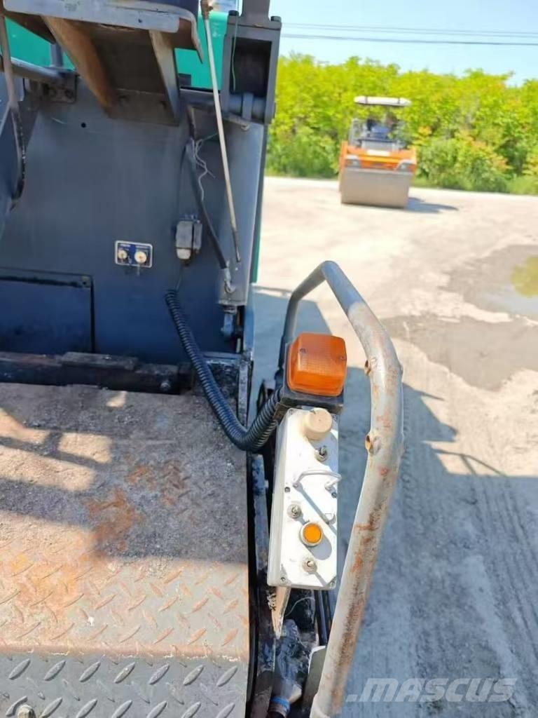 XCMG RP 453 L Asfalttikoneet
