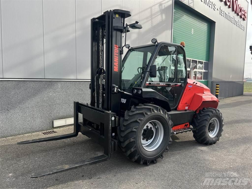 Manitou M50-4 Maastotrukit