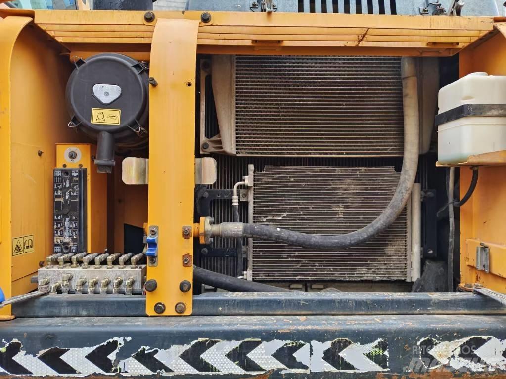 Hyundai R 225LC-9T Telakaivukoneet