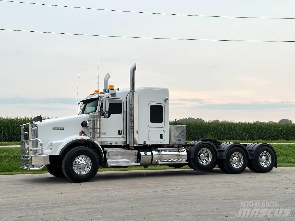 Kenworth T800 Vetopöytäautot
