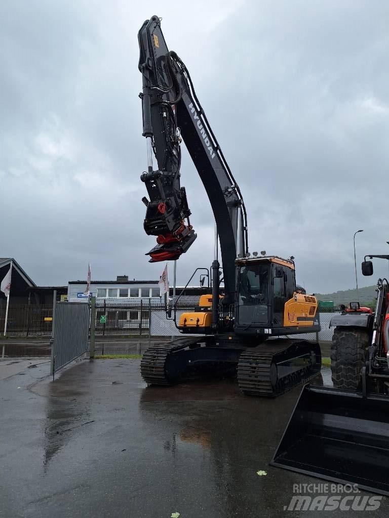 Hyundai HX 300 AL Telakaivukoneet