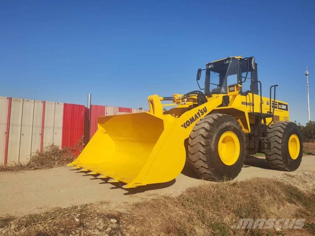 Komatsu WA 380 Pyöräkuormaajat