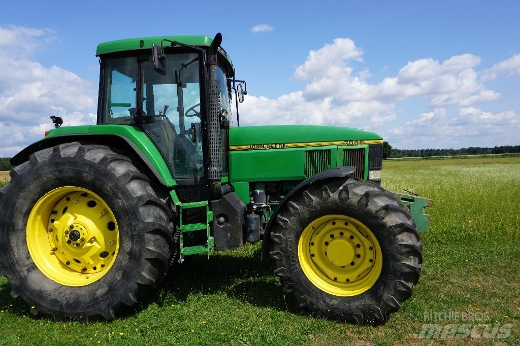 John Deere 7800 Traktorit