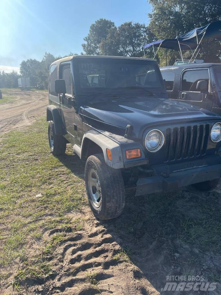 Jeep Wrangler Henkilöautot