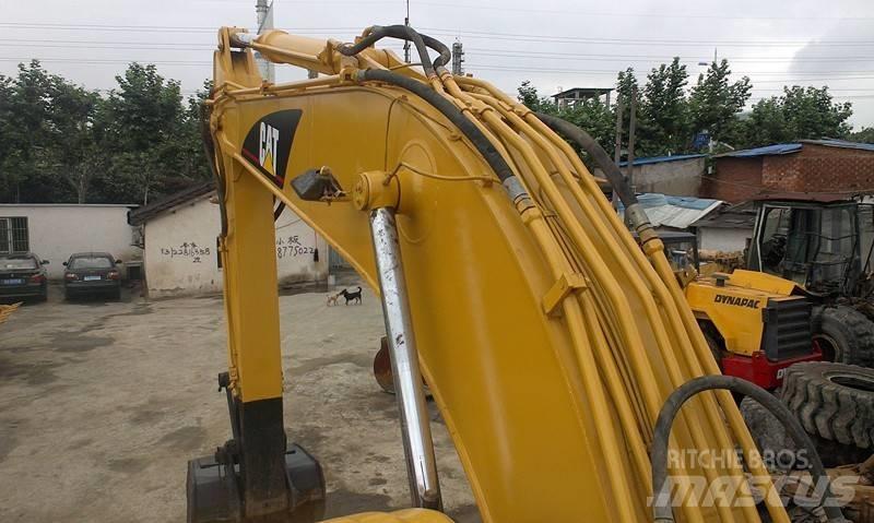 CAT 320 C Telakaivukoneet
