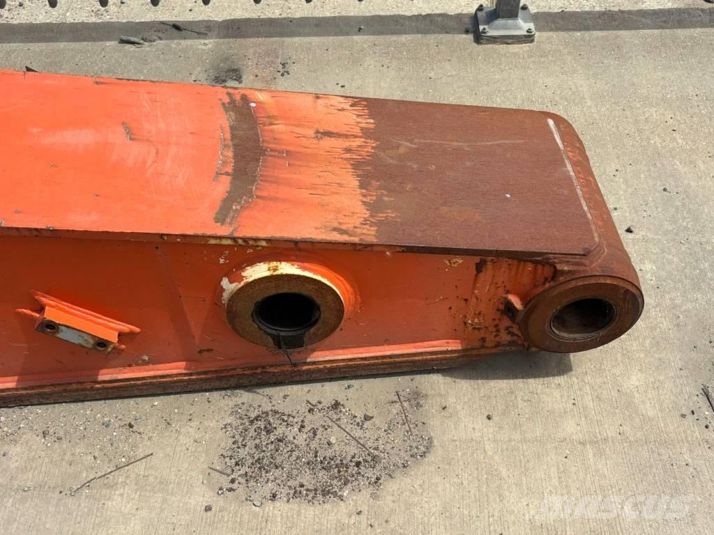 Hitachi Lepelsteel Puomit