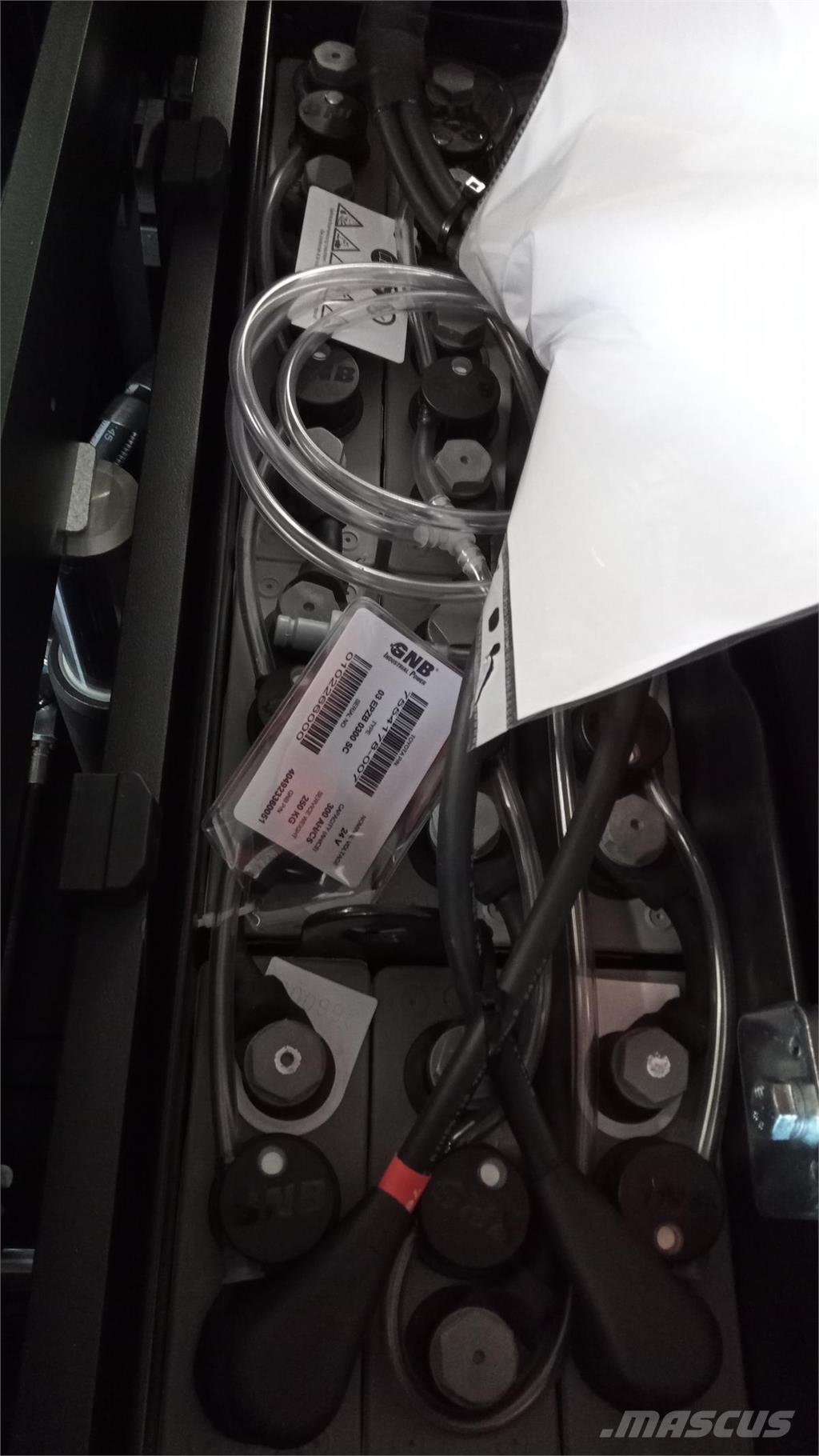 Toyota BT SPE200D Ajettavat pinoamisvaunut