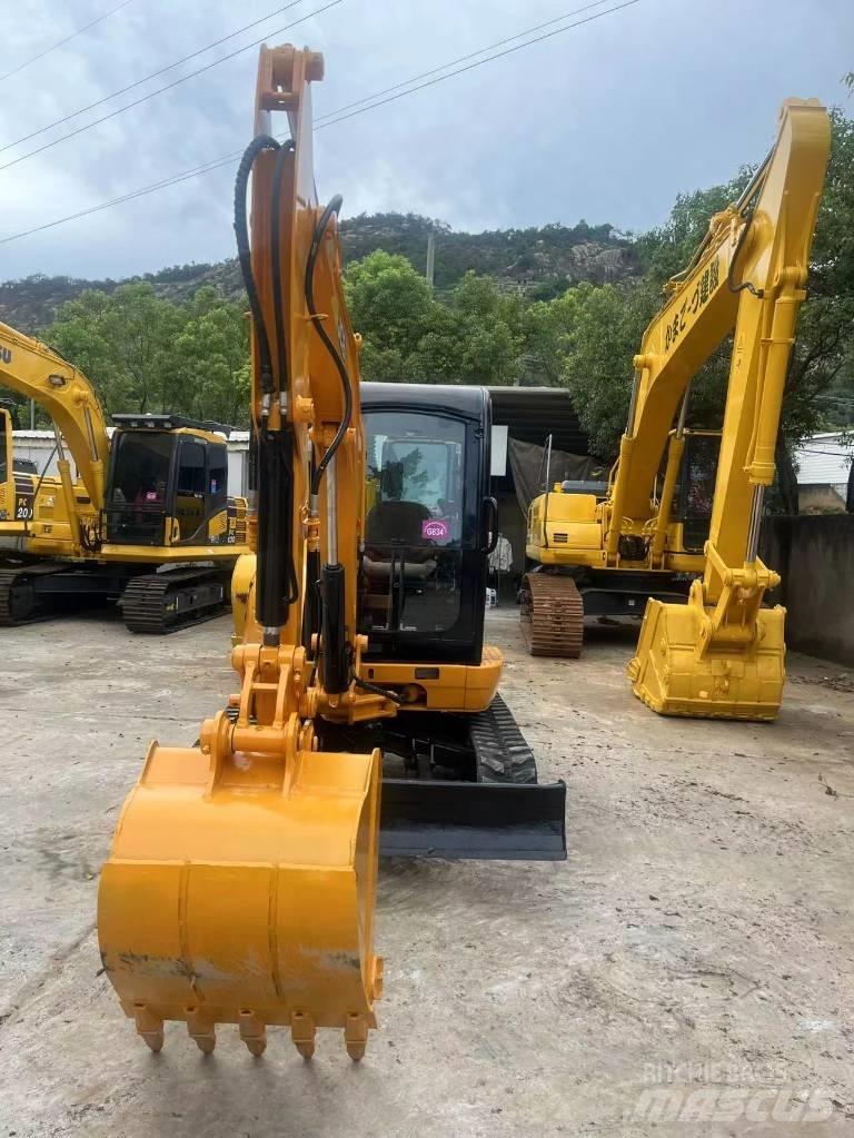 JCB 8035 Telakaivukoneet