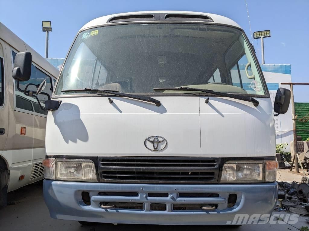 Toyota Coaster Bus Minibussit