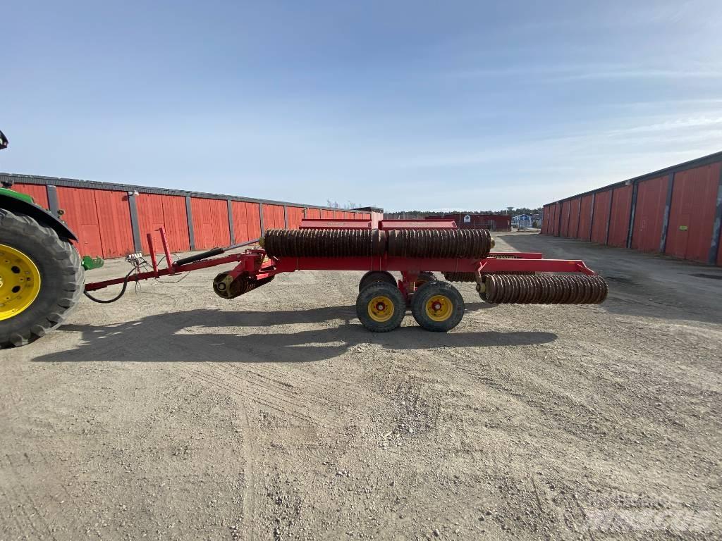 Väderstad Rexius1230 Jyrät