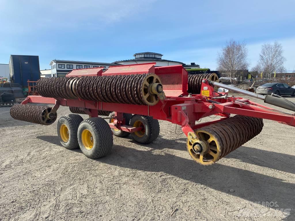 Väderstad Rexius1230 Jyrät