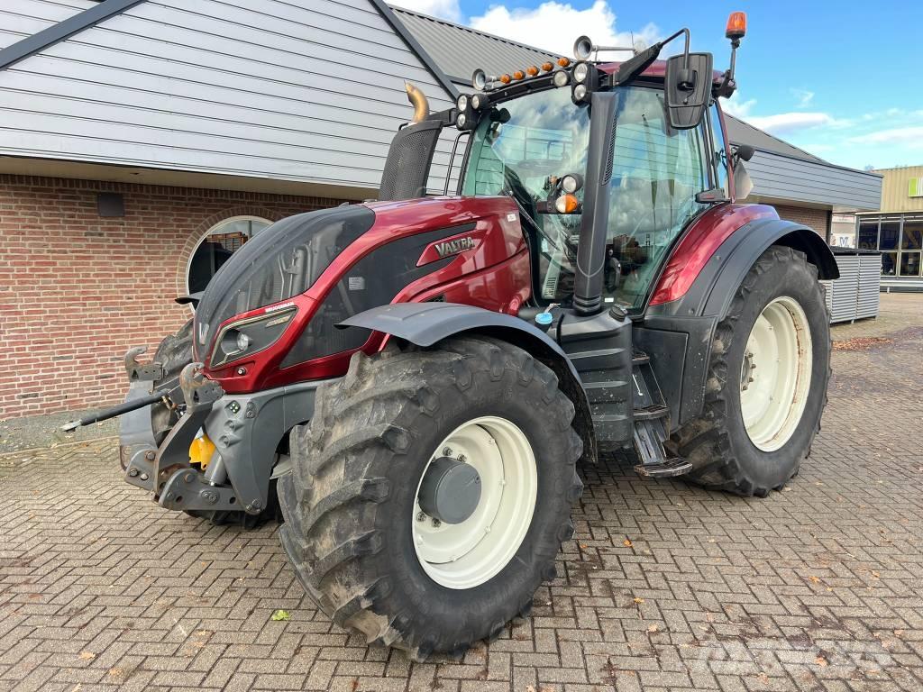 Valtra T 174 Versu Traktorit
