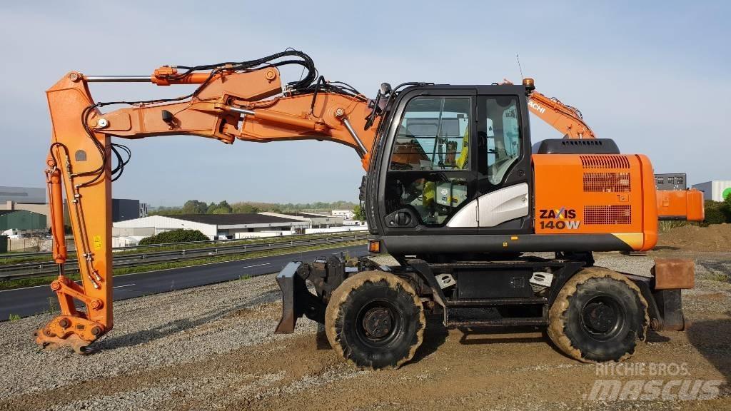 Hitachi ZX140W-5B Pyöräkaivukoneet