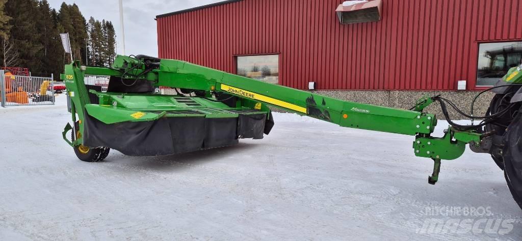 John Deere 835 Niittomurskaimet