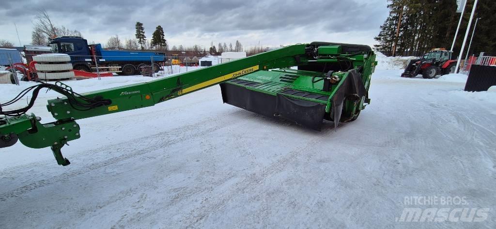 John Deere 835 Niittomurskaimet