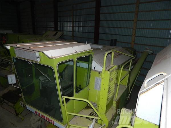 CLAAS Dominator 56 Leikkuupuimurit