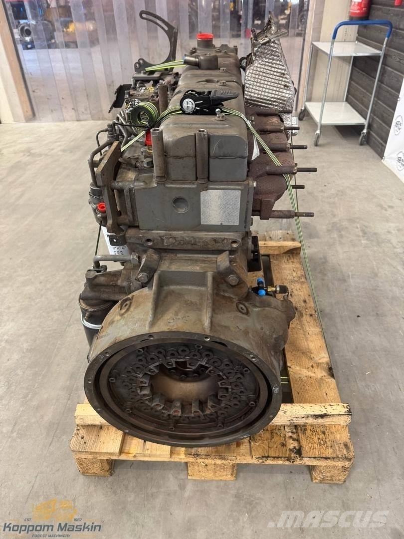 Sisu 75AWF 1087 Moottorit