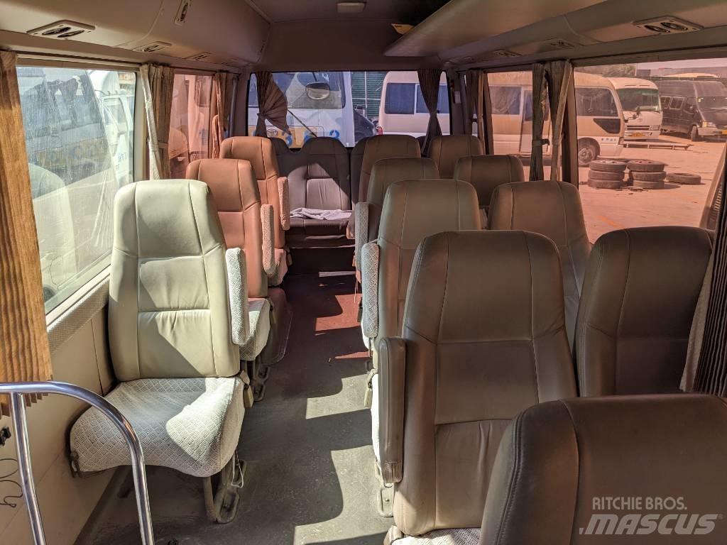 Toyota Coaster Bus Minibussit
