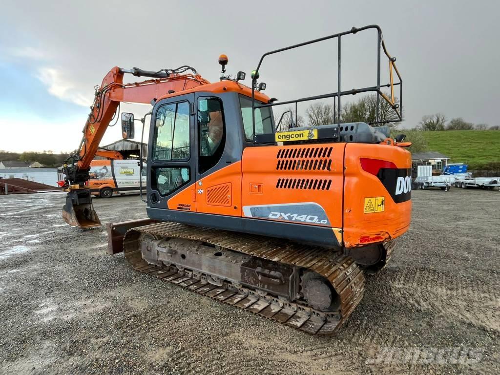 Doosan DX 140 LC-5 Telakaivukoneet