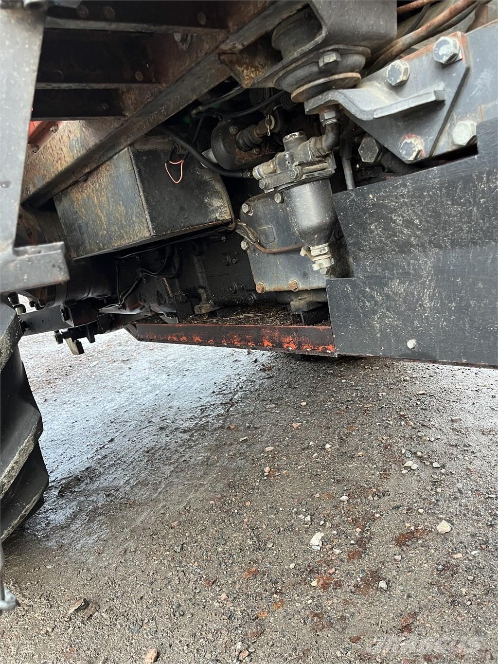 Ursus c-385 Traktorit