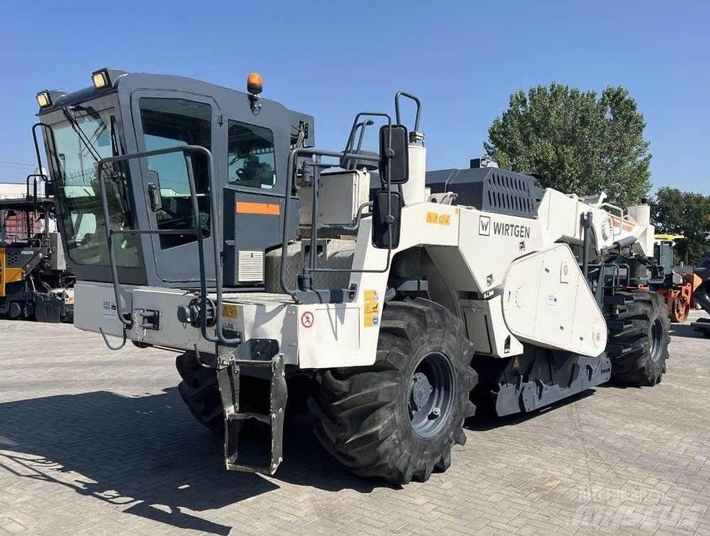 Wirtgen WR 2400 Asfaltin uusiokäyttölaitteet