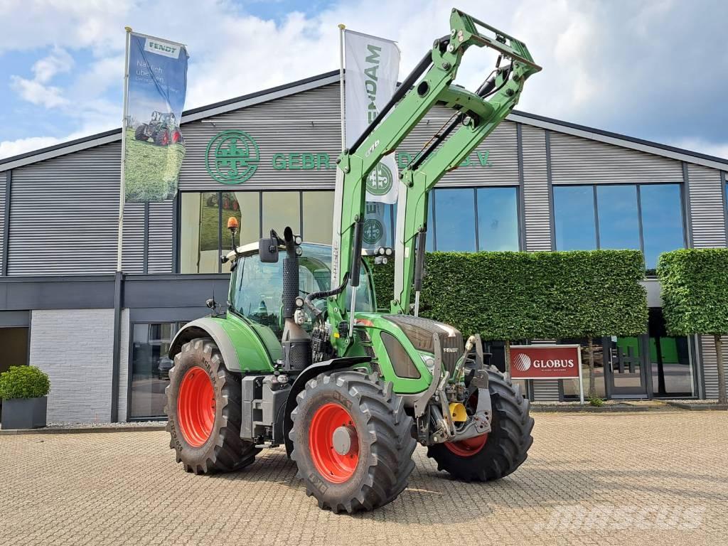 Fendt 714 Vario SCR Traktorit