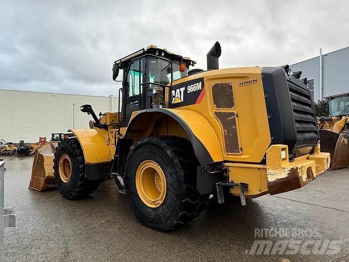 CAT 966M Pyöräkuormaajat