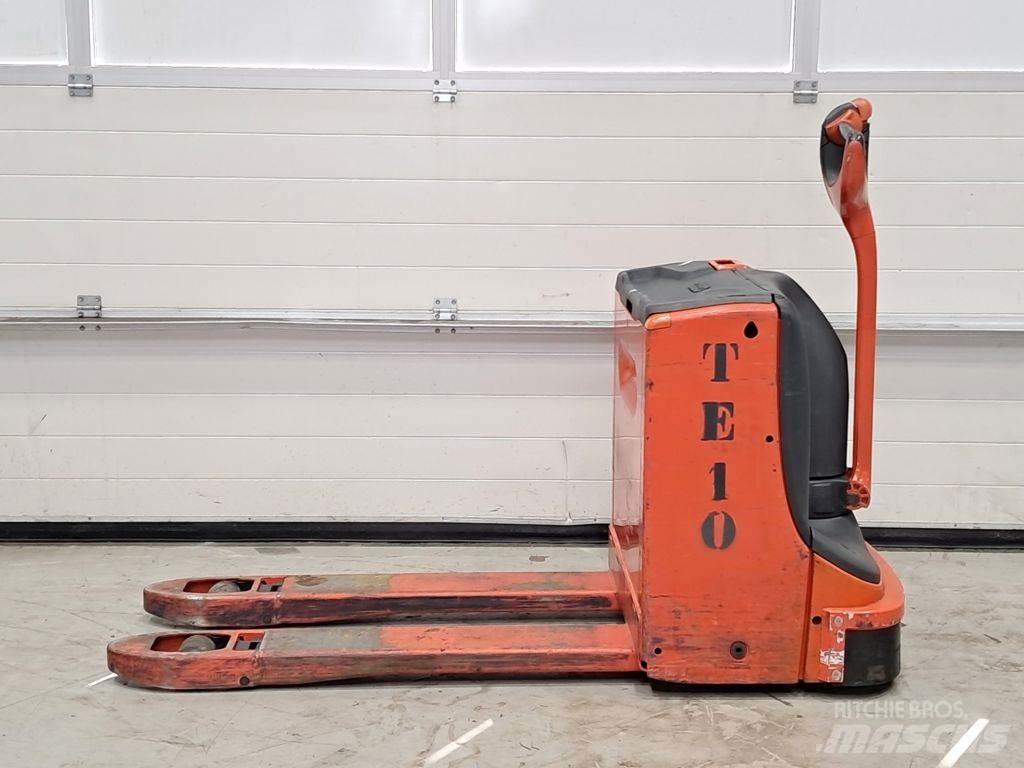 Linde T16 Lavansiirtotrukit