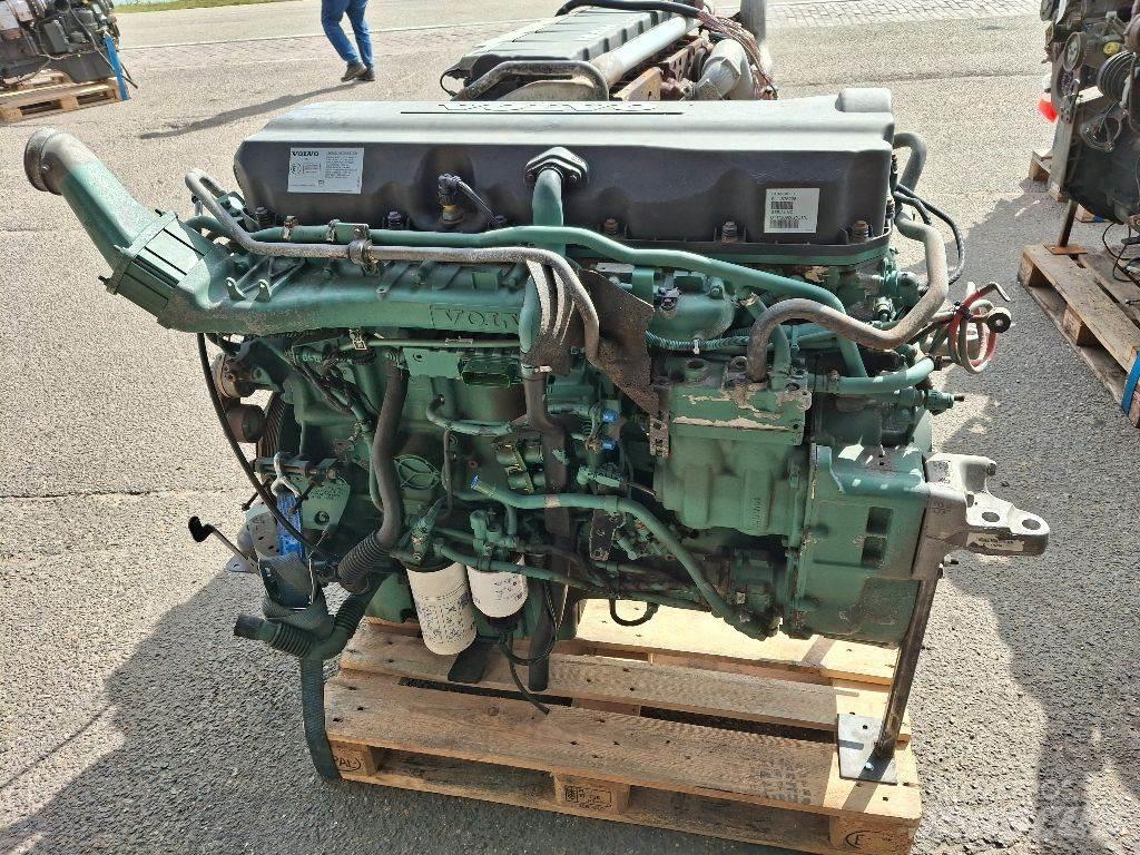 Volvo D11C330 Moottorit
