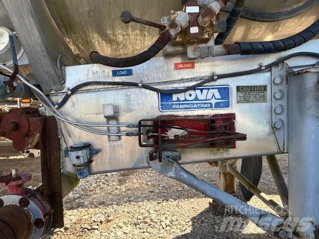  NOVA MC307 7000 GAL Säiliöperävaunut