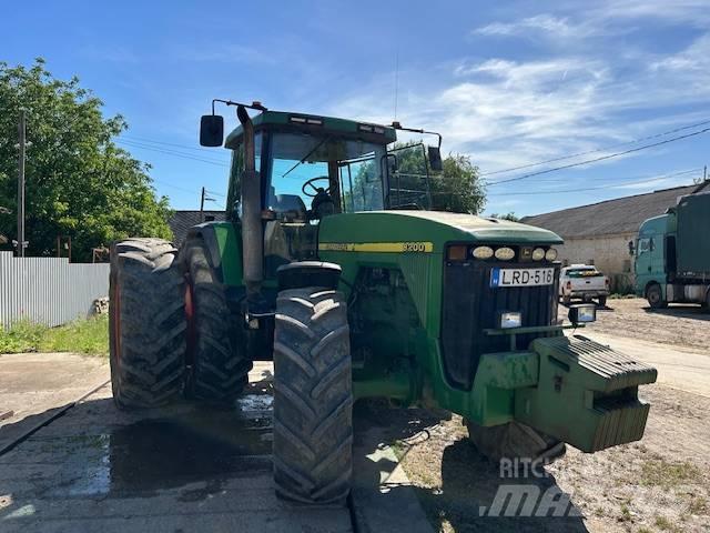 John Deere 8200 Traktorit