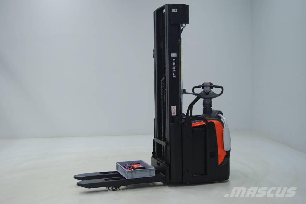 Toyota SPE160L Käyden ajettavat pinoamistrukit