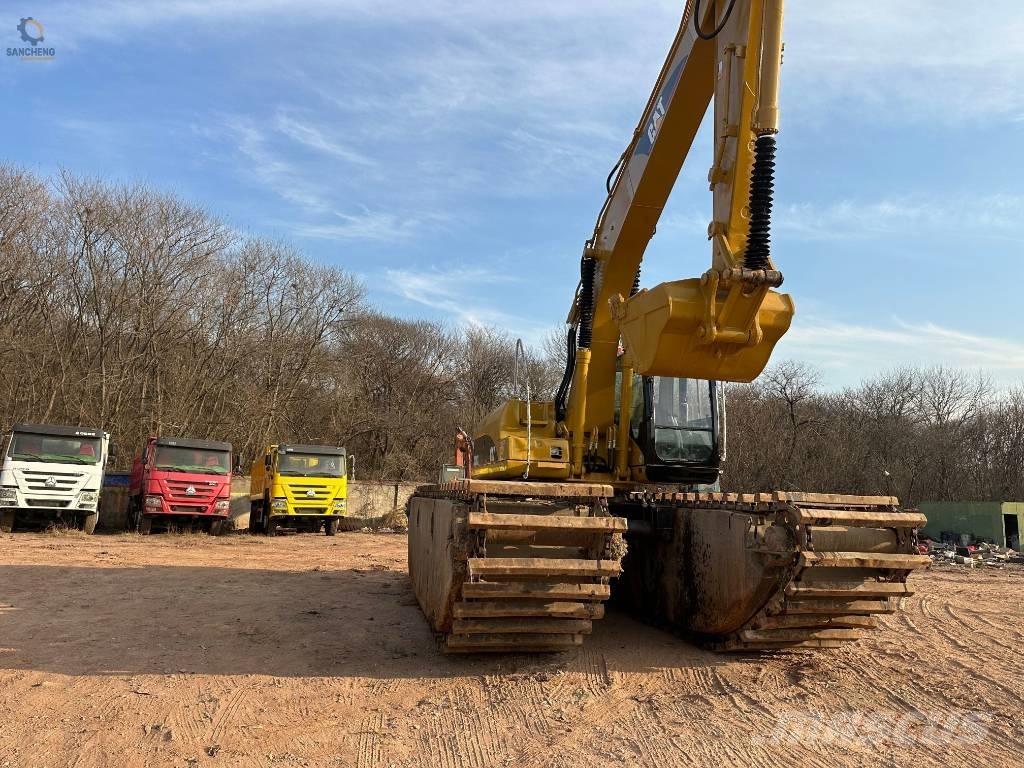 CAT 320 C L Amfibio-kaivinkoneet