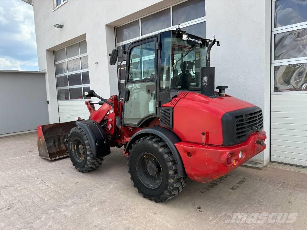 CAT 908 H Pyöräkuormaajat