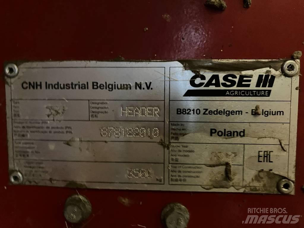 Case IH Axial 8240 Leikkuupuimurit