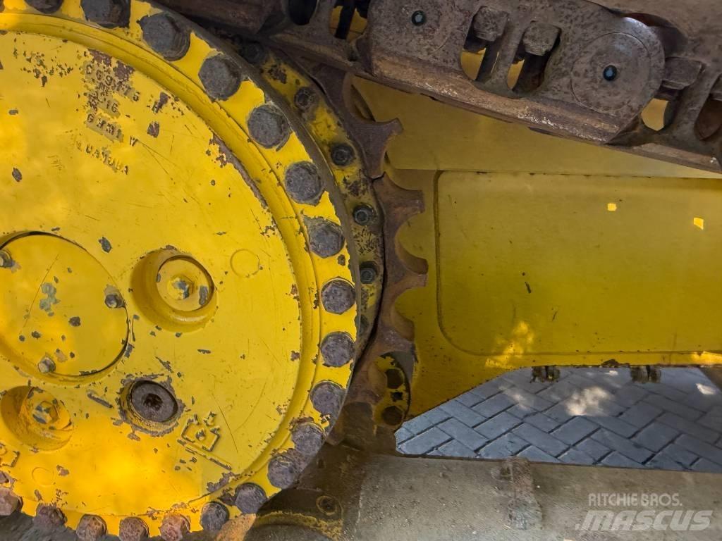 CAT D 6 T LGP Telaketjupuskutraktorit