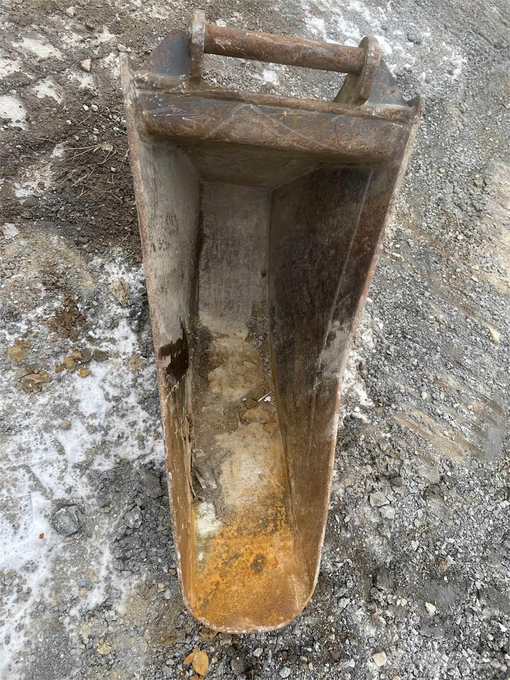 Lännen 8600 G Kaivurikuormaajat