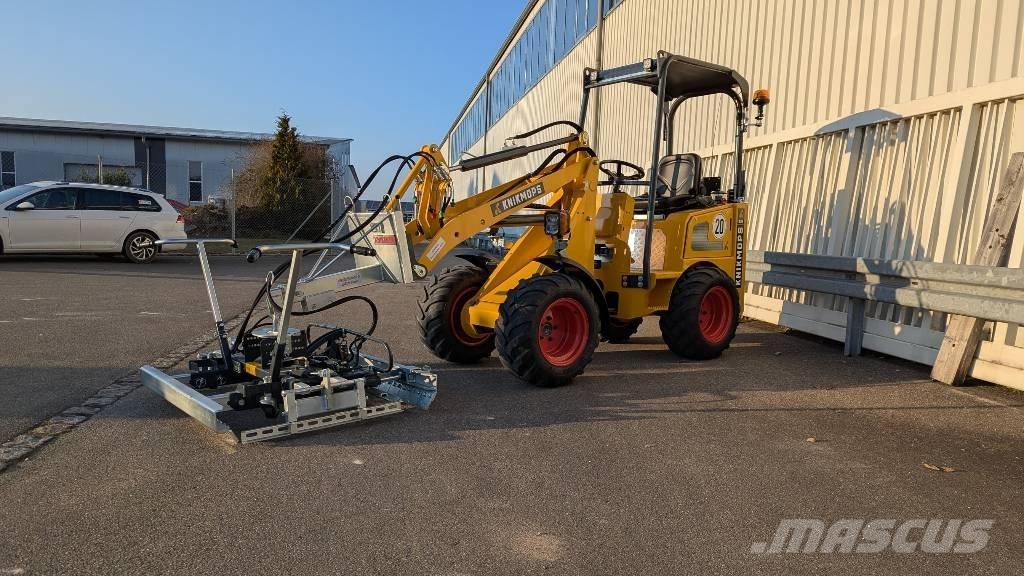 Knikmops KM130H Pienkuormaajat