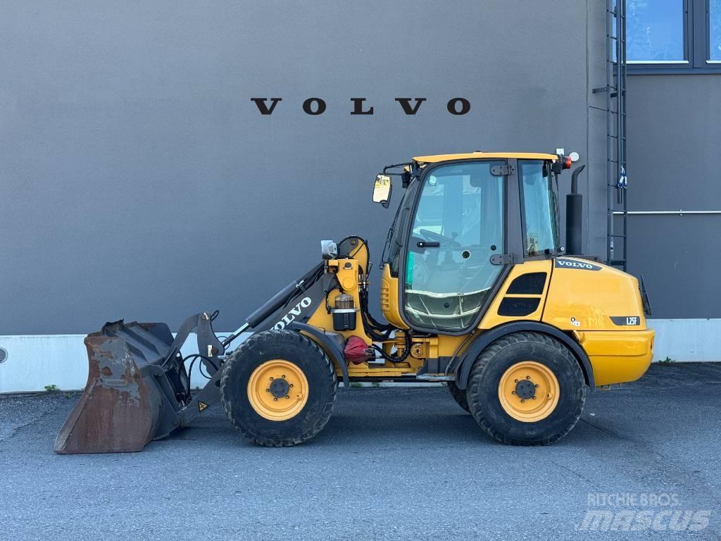 Volvo L 25 F Pyöräkuormaajat