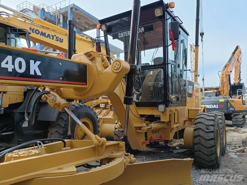CAT 140K Tiehöylät