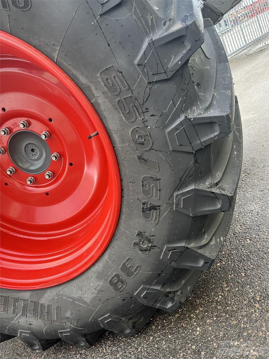 Fendt 716 Vario Traktorit