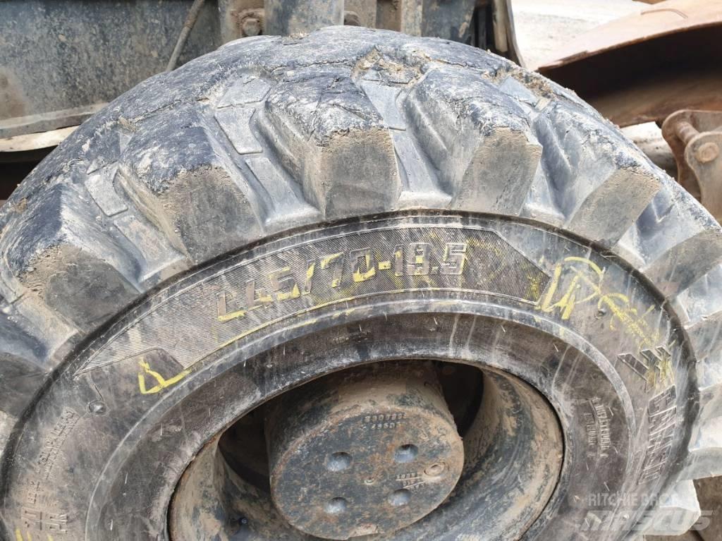Komatsu PW180-7 Pyöräkaivukoneet