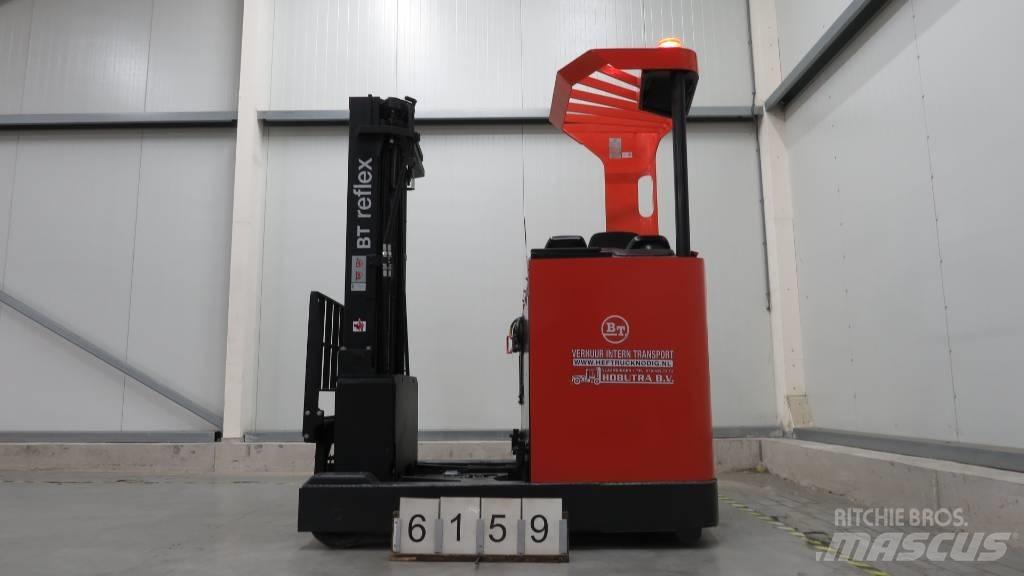 BT RRE140M Työntömastotrukit