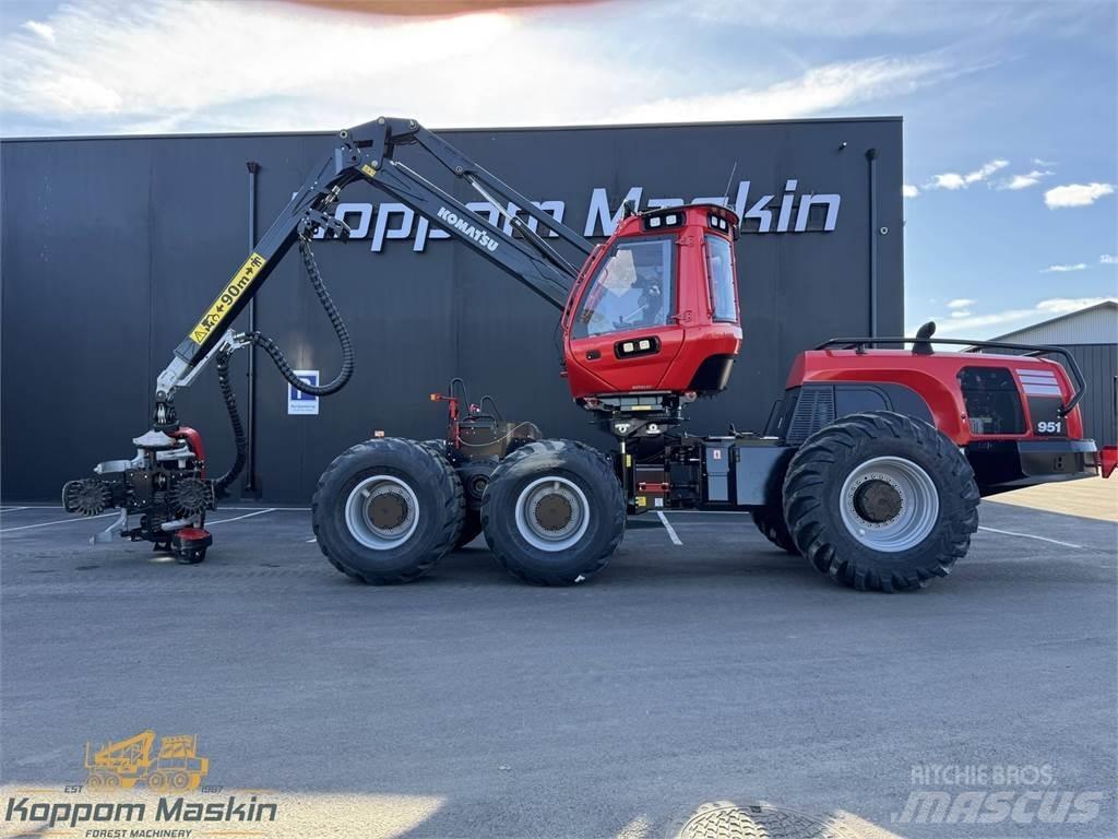Komatsu 951 Harvesterit