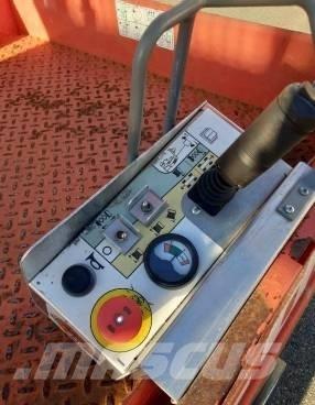 SkyJack SJ III 4626 Saksilavat